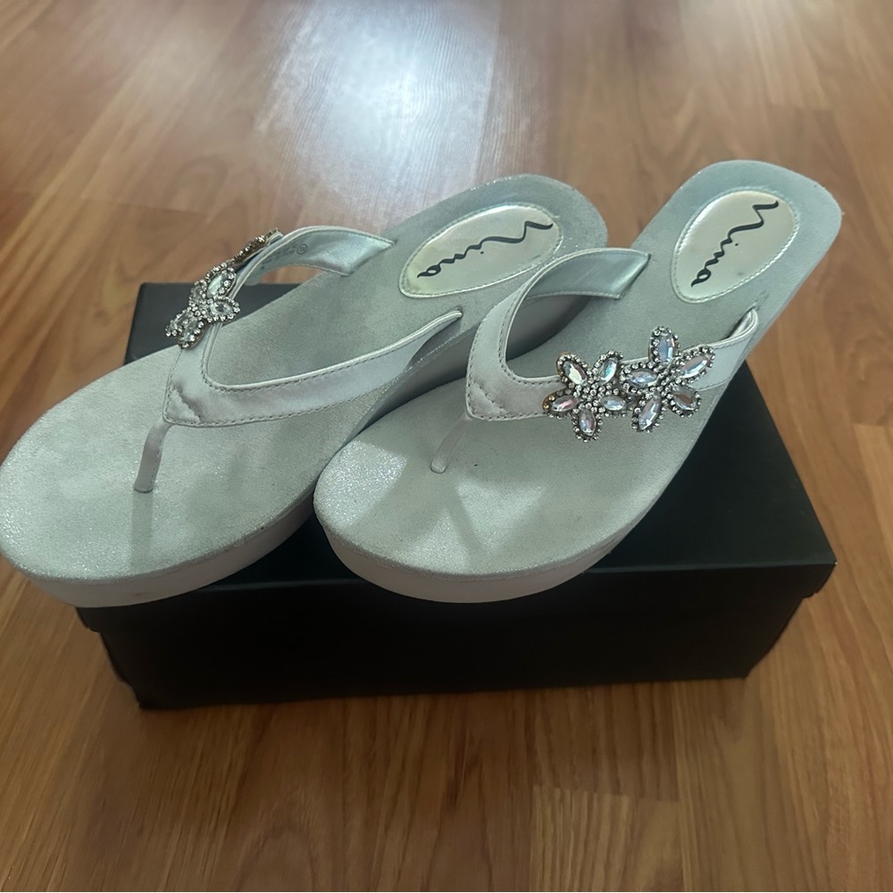 Elegant Silver Women's Sandals